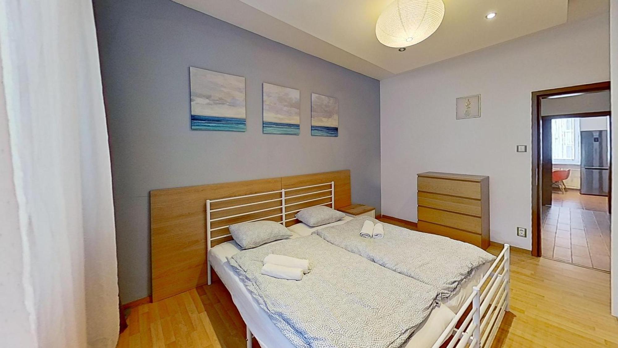 2Br Apt With Free Garage Parking, Close To The Historic Centre Братислава Экстерьер фото
