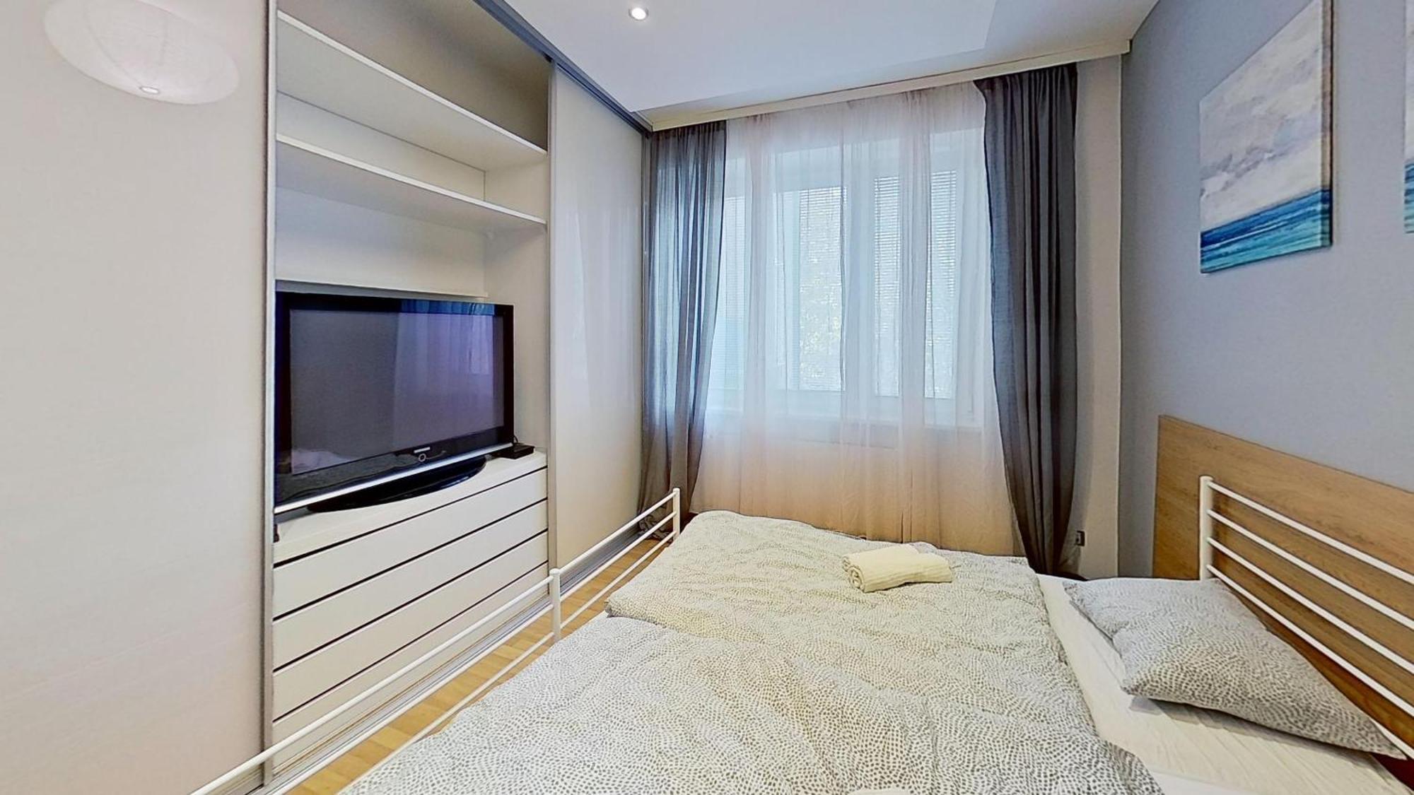 2Br Apt With Free Garage Parking, Close To The Historic Centre Братислава Экстерьер фото
